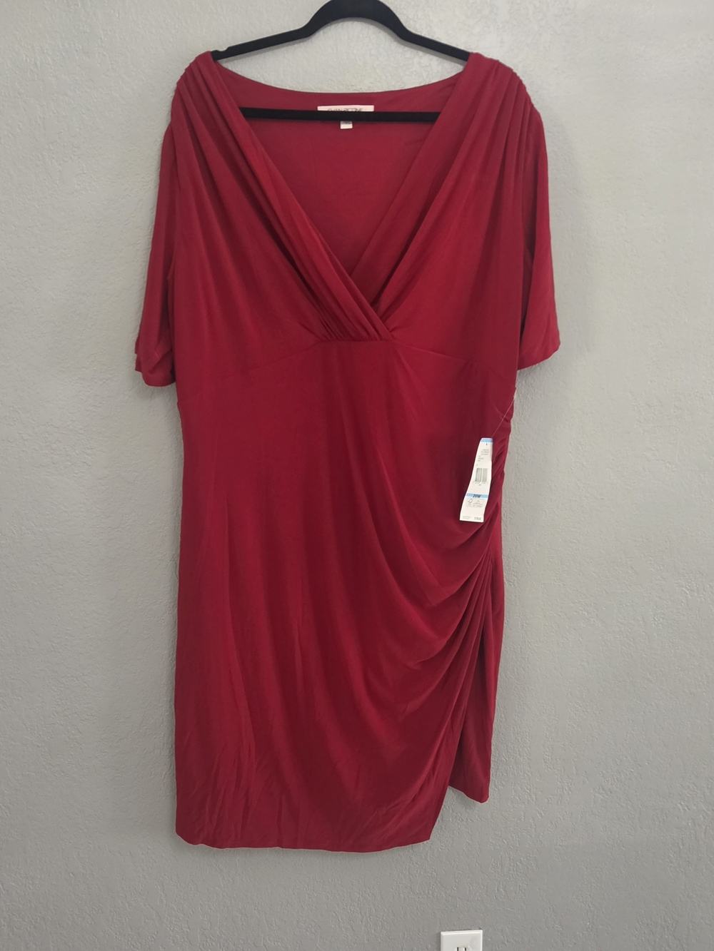NWT Evan Picone Red Draped V-Neck Midi Dress